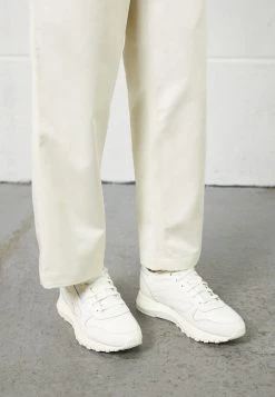 Reebok Classic CLASSIC SP Baskets Basses Chalk/glass Blue Femme -Reebok Classic Soldes Magasin 8c3783b7582446dbadf188c6b10f4c97