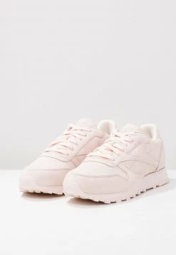 Reebok Classic Femme Baskets Basses Pale Pink/chalk Pink -Reebok Classic Soldes Magasin 8da9aa8399eb45f5b0be99c4840c7fc0