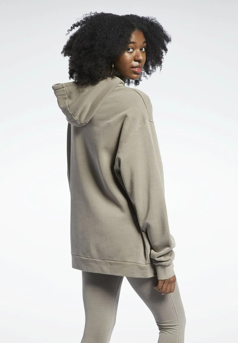 Reebok Classic Femme CLASSIC NATURAL DYE LONG FOUNDATION CASUAL HOODIE Sweat à Capuche Grey 3 Reebok Classic Femme CLASSIC NATURAL DYE LONG FOUNDATION CASUAL HOODIE Sweat à Capuche Grey – Image 3
