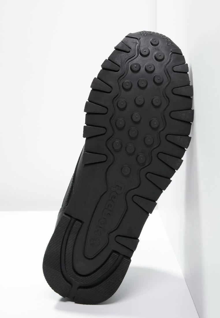 Reebok Classic Unisex CLASSIC LEATHER LOW CUT DESIGN SHOES Baskets Basses Black 5 Reebok Classic Unisex CLASSIC LEATHER LOW CUT DESIGN SHOES Baskets Basses Black – Image 5
