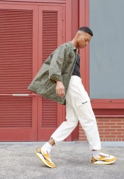 Reebok Classic CLASSIC LEGACY UNISEX Baskets Basses Chalk/bright Ocre/always Yellow/bright Brown