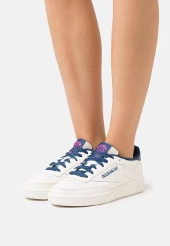 Reebok Classic Femme CLUB C 85 Baskets Basses Chalk/atomic Pink/batik Blue