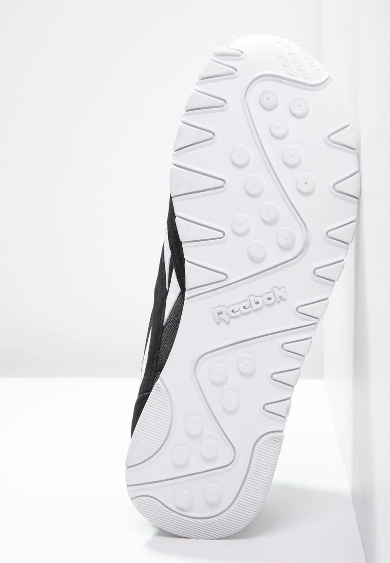 Reebok Classic CLASSIC LEATHER NYLON BREATHABLE UPPER SHOES Baskets Basses Black/white Femme 5 Reebok Classic CLASSIC LEATHER NYLON BREATHABLE UPPER SHOES Baskets Basses Black/white Femme – Image 5