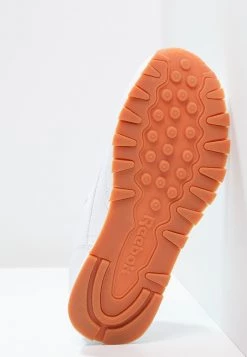 Reebok Classic CLASSIC LEATHER LOW CUT DESIGN SHOES Baskets Basses White Unisex -Reebok Classic Soldes Magasin 9f531e1fe4eb497a9c6fae1ee0564780