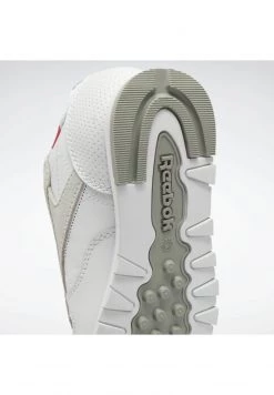 Reebok Classic Unisex Baskets Basses White -Reebok Classic Soldes Magasin 9f69156b5fd448e880f7de81c30a190e