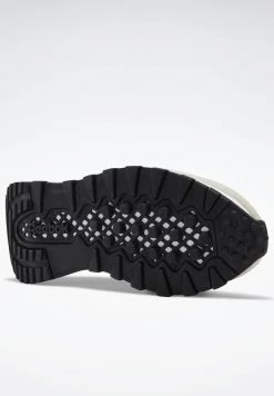 Reebok Classic CLASSIC LEGACY UNISEX Baskets Basses Ftwr White/core Black/acid Yellow -Reebok Classic Soldes Magasin a13e5bbefae944dc90ee0706d1c79809