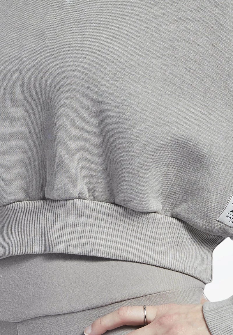 Reebok Classic Sweat à Capuche Grey Femme 5 Reebok Classic Sweat à Capuche Grey Femme – Image 5