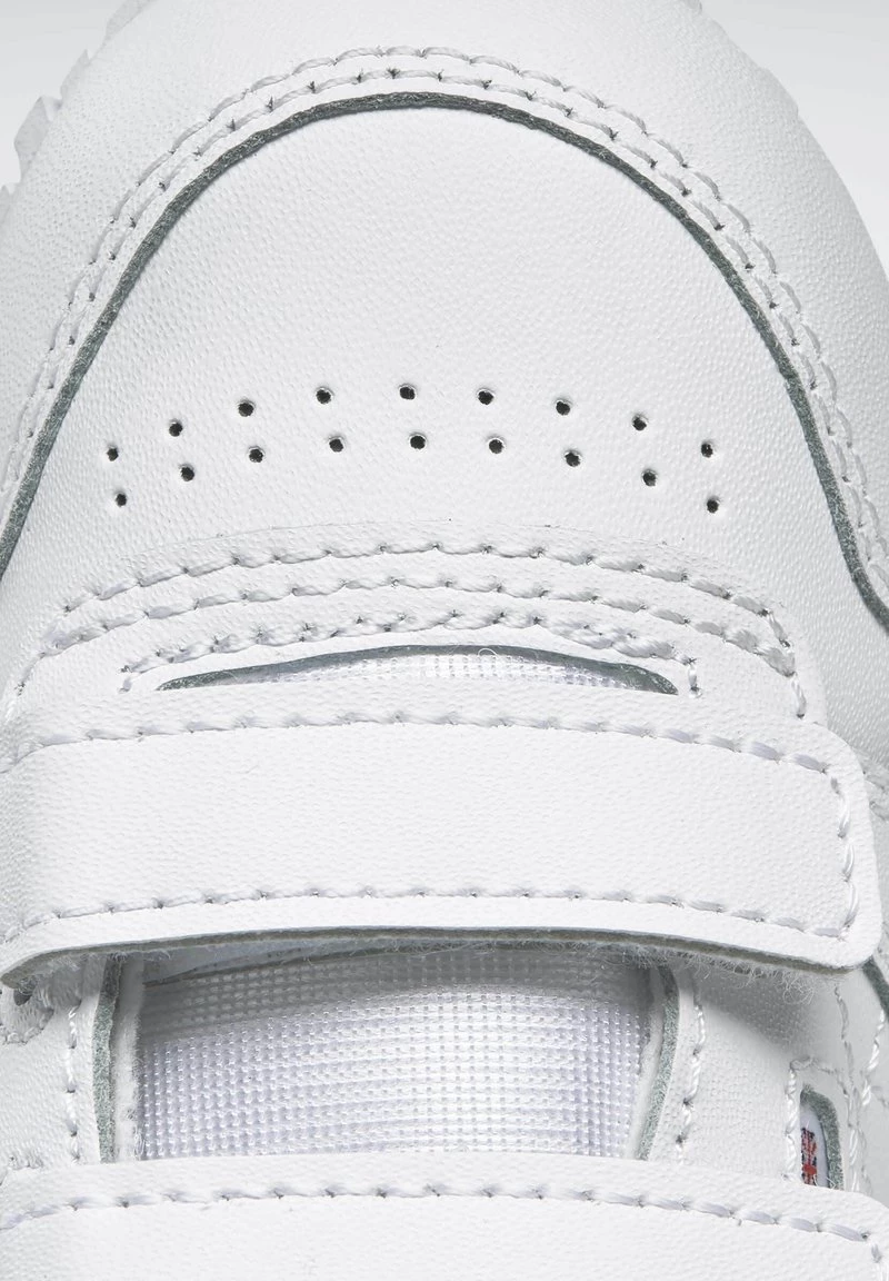 Reebok Classic CLASSIC LEATHER SHOES Baskets Basses White Unisex 9 Reebok Classic CLASSIC LEATHER SHOES Baskets Basses White Unisex – Image 9