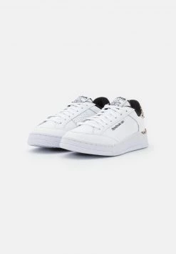 Reebok Classic Femme AD COURT Baskets Basses Footwear White/core Black -Reebok Classic Soldes Magasin a31f6edcf86648e7838a5e233cd7212c