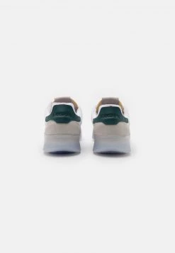 Reebok Classic CLUB LEGACY UNISEX Baskets Basses Footwear White/court Blue/green -Reebok Classic Soldes Magasin a4400b1319a244fd88c04bb4a9ad9253