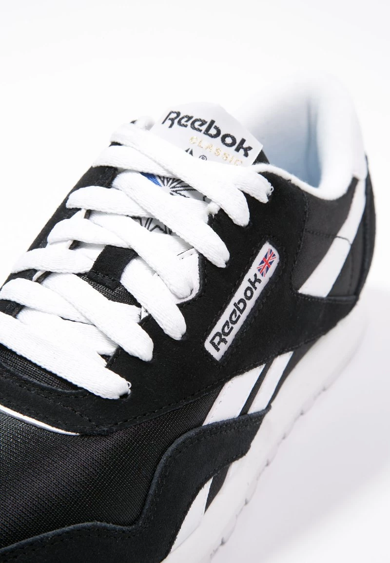 Reebok Classic CLASSIC LEATHER NYLON BREATHABLE UPPER SHOES Baskets Basses Black/white Femme 6 Reebok Classic CLASSIC LEATHER NYLON BREATHABLE UPPER SHOES Baskets Basses Black/white Femme – Image 6