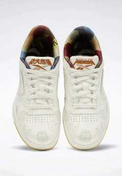 Reebok Classic Unisex CLUB C 85 KUNG FU PANDA Baskets Basses White 14 Reebok Classic Unisex CLUB C 85 KUNG FU PANDA Baskets Basses White -Reebok Classic Soldes Magasin abb84d9358ff4326a809ce635566fdc5