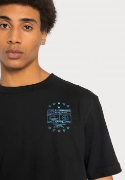 Reebok Classic Homme IVERSON T Shirt Imprimé Black 9 Reebok Classic Homme IVERSON T Shirt Imprimé Black -Reebok Classic Soldes Magasin abdea494d59249428b7b68bea99d82d3