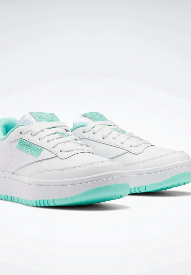 Reebok Classic Enfant CLUB C DOUBLE Baskets Basses White 2 Reebok Classic Enfant CLUB C DOUBLE Baskets Basses White – Image 2