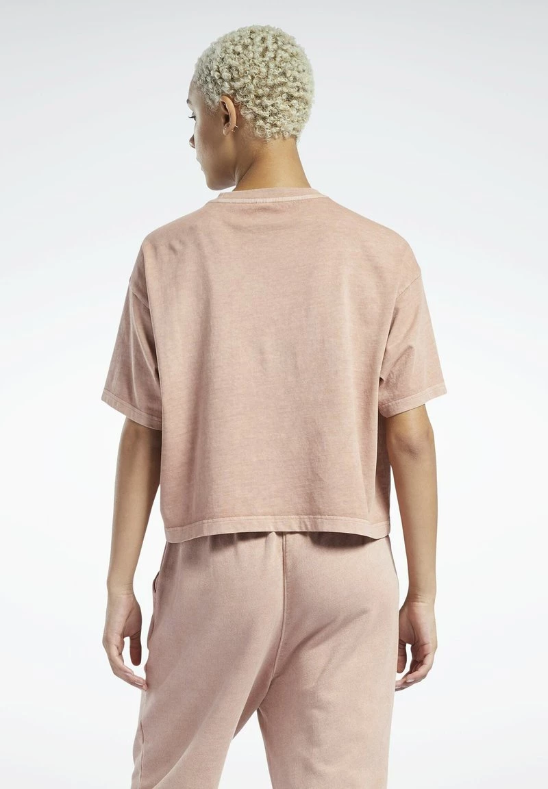 Reebok Classic T Shirt Basique Red Femme 3 Reebok Classic T Shirt Basique Red Femme – Image 3