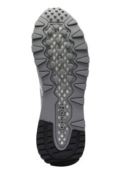 Reebok Classic CLASSIC LEGACY UNISEX Baskets Basses Mgh Solid Grey/pure Grey/chalk -Reebok Classic Soldes Magasin b086bed736204ca7a55c9562e6452925