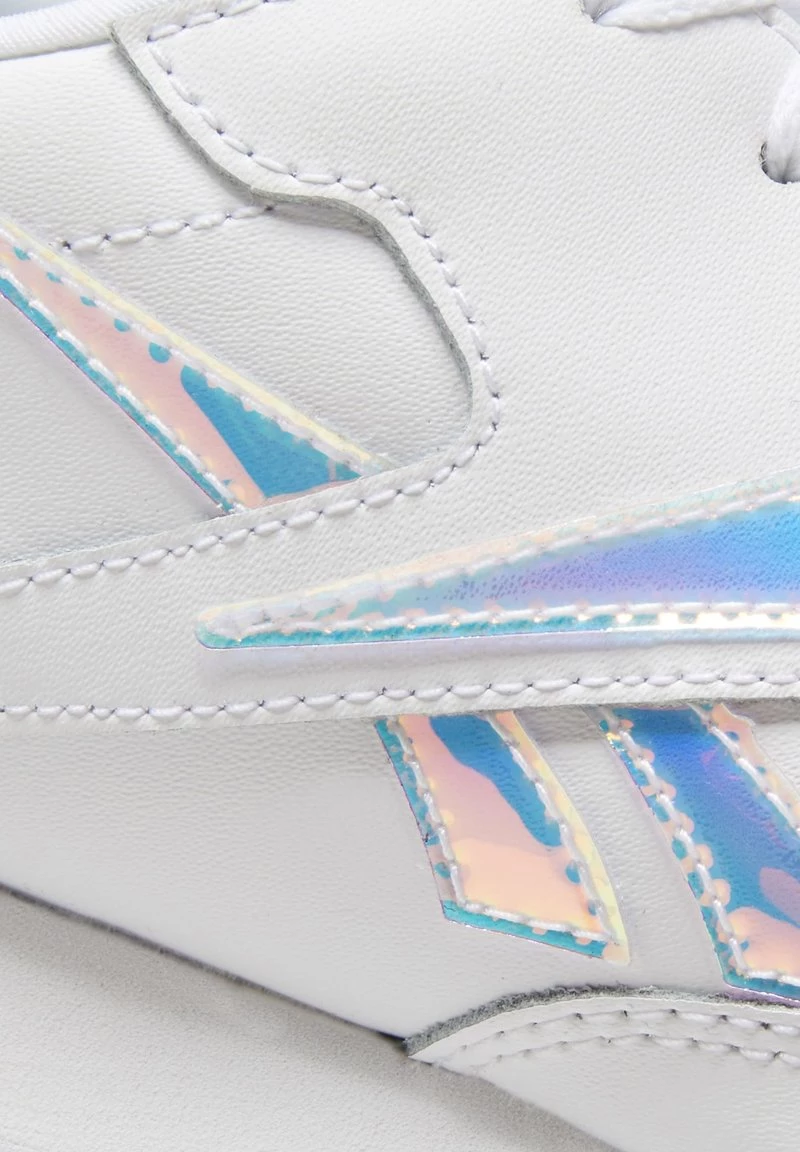 Reebok Classic Enfant CLASSIC LEATHER SHOES Baskets Basses White 6 Reebok Classic Enfant CLASSIC LEATHER SHOES Baskets Basses White – Image 6