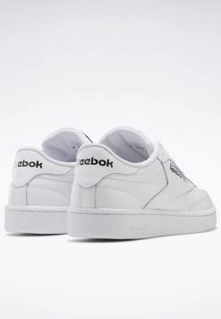 Reebok Classic CLUB C 85 Baskets Basses Ftwr White/ftwr White/core Black Unisex -Reebok Classic Soldes Magasin ba3934e97a3a451d9d5dbee7d17a59e6
