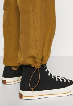 Reebok Classic Homme BACKVECTOR TRACKPANT Pantalon De Survêtement Sepia -Reebok Classic Soldes Magasin bb7f5eefe97f48cf850c2844beb526e4