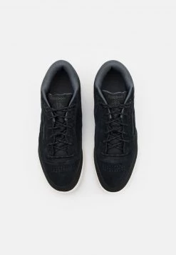 Reebok Classic CLUB C MID II UNISEX Baskets Basses Black 9 Reebok Classic CLUB C MID II UNISEX Baskets Basses Black -Reebok Classic Soldes Magasin bc719eb9cd3f48ea93b186859207918a