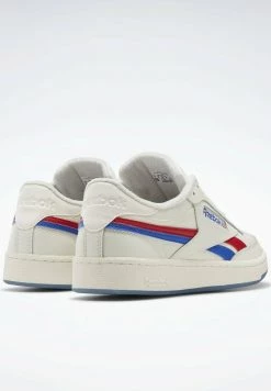 Reebok Classic REVENGE Baskets Basses White Homme -Reebok Classic Soldes Magasin c3f2524605e54c9b97b8d19666a29cb4