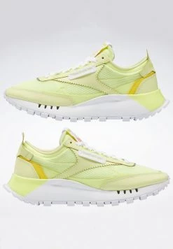 Reebok Classic NEW LEGACY LEATHER SHOES Baskets Basses Yellow Femme -Reebok Classic Soldes Magasin c4c89a74ea56491cafbd29eaff374c7d
