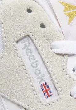 Reebok Classic Femme CLASSIC NYLON Baskets Basses White -Reebok Classic Soldes Magasin ca01bede037f42b08129bd1e2aca5479