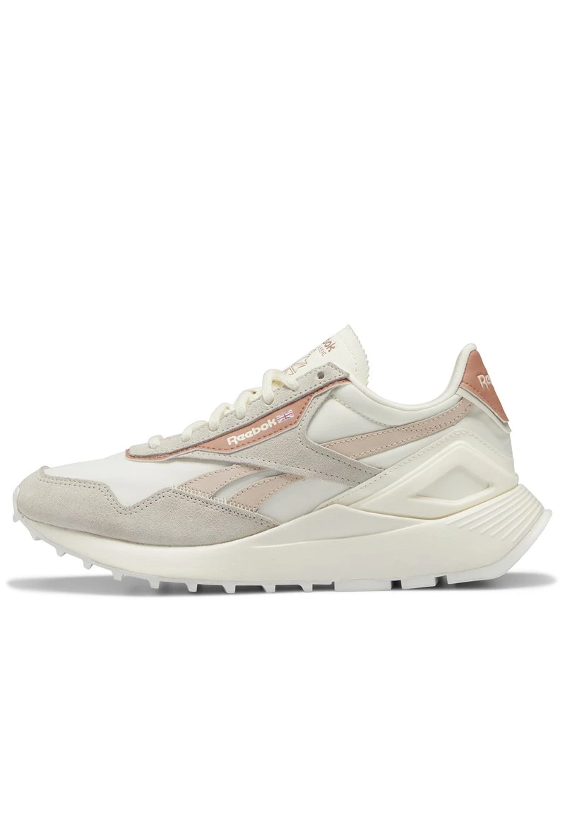 Reebok Classic Femme CL LEGACY AZ Baskets Basses Soft Ecru/canyon Coral/chalk 1 Reebok Classic Femme CL LEGACY AZ Baskets Basses Soft Ecru/canyon Coral/chalk