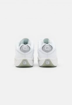 Reebok Classic Homme QUESTION LOW Baskets Basses Footwear White/pure Grey 3/pure Grey 2 8 Reebok Classic Homme QUESTION LOW Baskets Basses Footwear White/pure Grey 3/pure Grey 2 -Reebok Classic Soldes Magasin cbcace88fbba466a87c9cf0ffcdde1e5