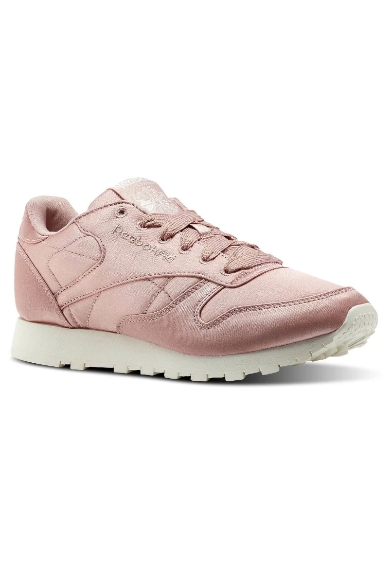 Reebok Classic Femme Baskets Basses Pink 5 Reebok Classic Femme Baskets Basses Pink – Image 5