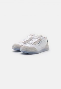 Reebok Classic CLUB LEGACY UNISEX Baskets Basses Footwear White/court Blue/green -Reebok Classic Soldes Magasin d03654c7d5294fca988b4a6229791184