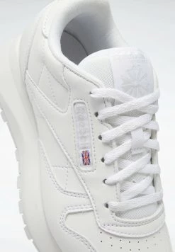 Reebok Classic CLASSIC Baskets Basses White Unisex -Reebok Classic Soldes Magasin d513187196b64667881ce79cc0fbd655