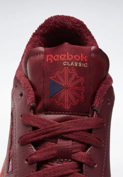 Reebok Classic CLUB C REVENGE Baskets Basses Classic Burgundy/cherry/vector Navy Unisex -Reebok Classic Soldes Magasin d7562ccacd104a0e866bcf894277fedd