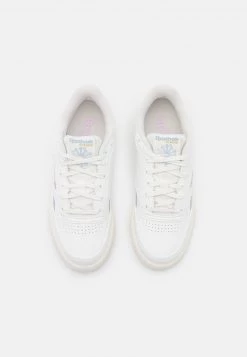 Reebok Classic CLUB C 85 VEGAN Baskets Basses Chalk/gable Grey/quartz Glow Femme 10 Reebok Classic CLUB C 85 VEGAN Baskets Basses Chalk/gable Grey/quartz Glow Femme -Reebok Classic Soldes Magasin d7bf6f62f1ca42289540806a7a1341f3