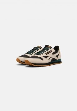 Reebok Classic Soldes Magasin -Reebok Classic Soldes Magasin d7d932b384ca4a62b56785986d3f38a9