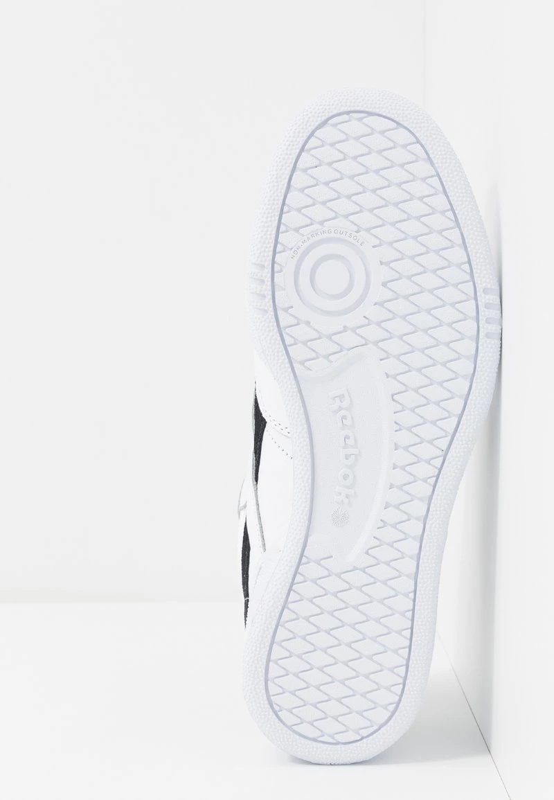 Reebok Classic CLUB C REVENGE MU Baskets Basses White/black/none Unisex 5 Reebok Classic CLUB C REVENGE MU Baskets Basses White/black/none Unisex – Image 5