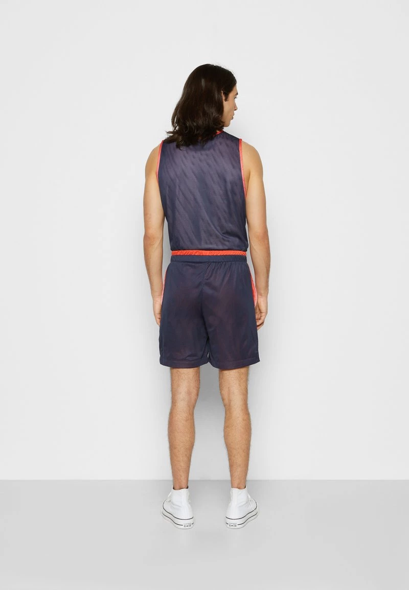 Reebok Classic IVERSON BALL Short Vector Navy Homme 4 Reebok Classic IVERSON BALL Short Vector Navy Homme – Image 4