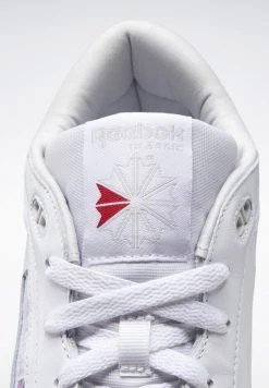 Reebok Classic Unisex CLUB C MID II Baskets Basses White -Reebok Classic Soldes Magasin dad3ea40b3cd47b0b874a254ba16955f