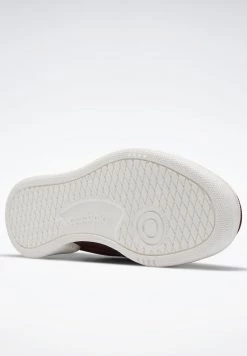 Reebok Classic CLUB C REVENGE Baskets Basses Classic Burgundy/cherry/vector Navy Unisex -Reebok Classic Soldes Magasin dc8f9886a5034d358fbdc6d2de39e48c