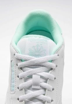 Reebok Classic CLASSIC Baskets Basses White Unisex -Reebok Classic Soldes Magasin dd4b7a2c58d34cee8cfcf1437bf3b90b