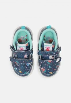 Reebok Classic WEEBOK CLASP LOW UNISEX Baskets Basses Blue -Reebok Classic Soldes Magasin dfa3857f72184e87a8c21a14cf185d7b