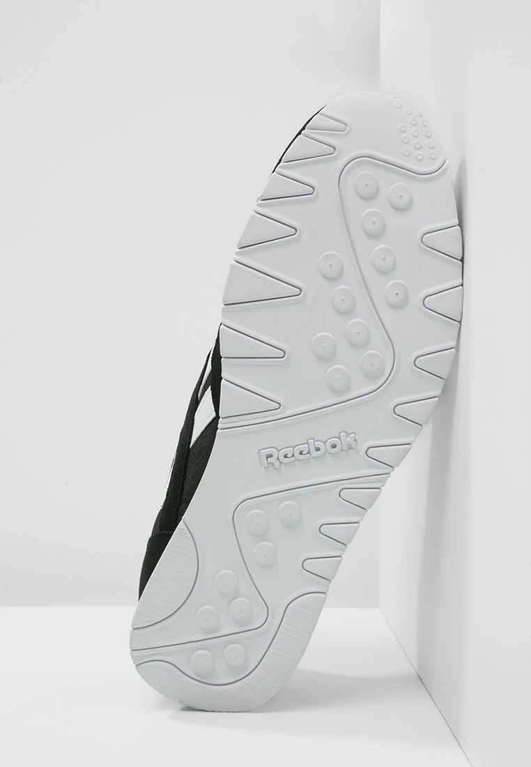 Reebok Classic Unisex CLASSIC NYLON BREATHABLE LIGHTWEIGHT SHOES Baskets Basses Black/white 5 Reebok Classic Unisex CLASSIC NYLON BREATHABLE LIGHTWEIGHT SHOES Baskets Basses Black/white – Image 5