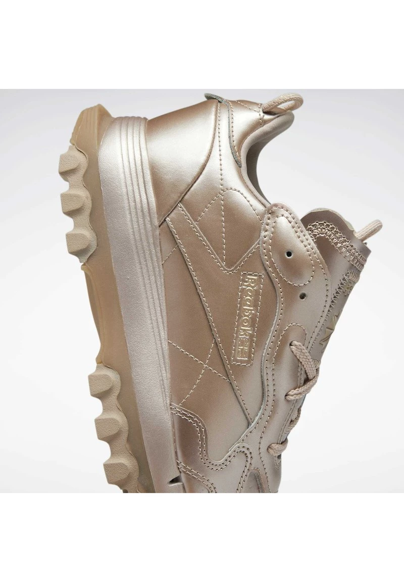 Reebok Classic Femme Baskets Basses Pink 8 Reebok Classic Femme Baskets Basses Pink – Image 8