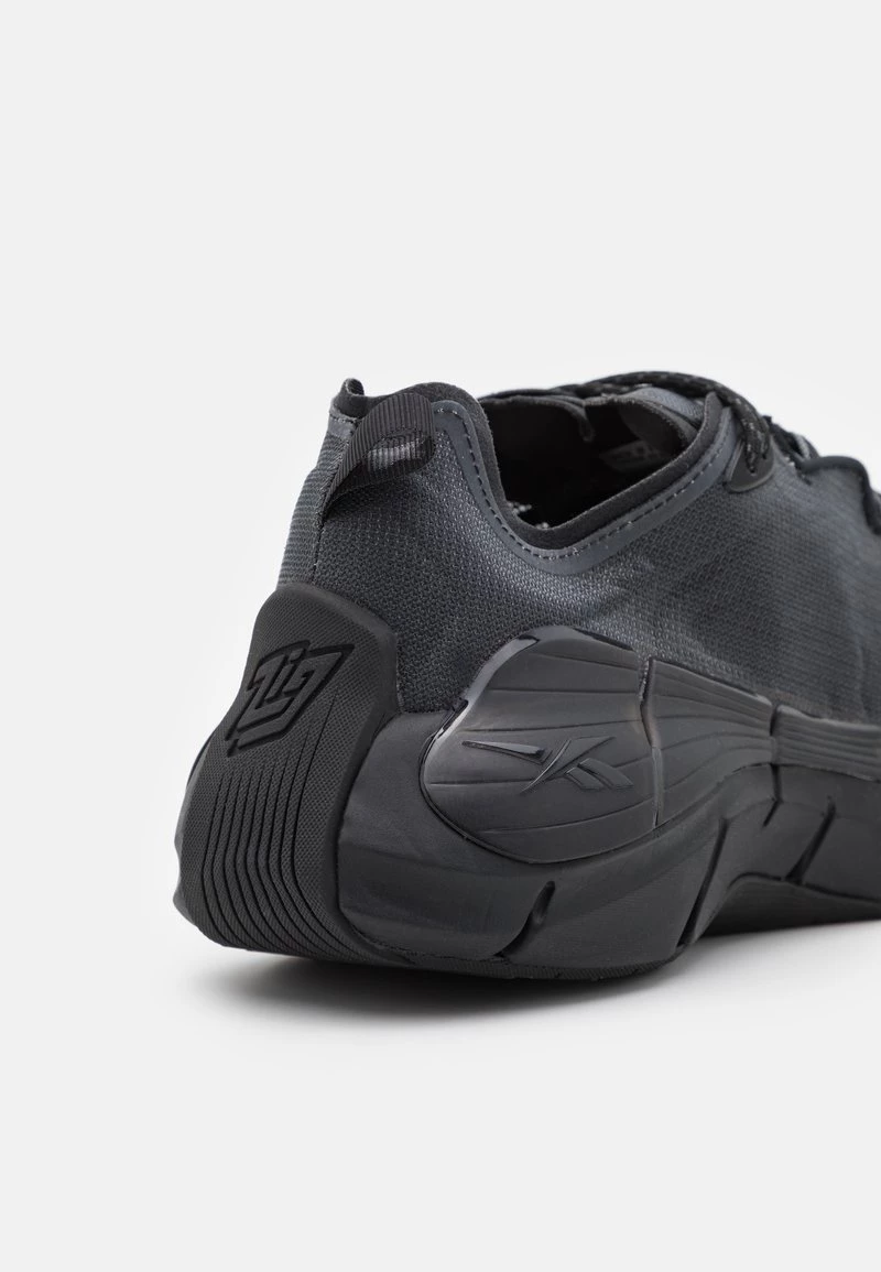 Reebok Classic ZIG KINETICA II UNISEX Baskets Basses Core Black 6 Reebok Classic ZIG KINETICA II UNISEX Baskets Basses Core Black – Image 6