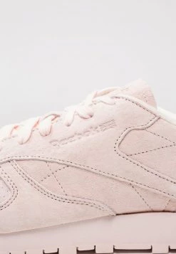 Reebok Classic Femme Baskets Basses Pale Pink/chalk Pink -Reebok Classic Soldes Magasin edcb3d1afb9d4815ababa51ca0fd9b8e