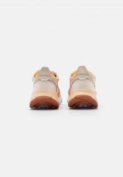Reebok Classic Femme CL LEGACY Baskets Basses Cerise Pink/orange/white -Reebok Classic Soldes Magasin edec07e44d384b9899beed2acb55b379