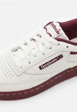 Reebok Classic CLUB C 85 UNISEX Baskets Basses Chalk/merlot -Reebok Classic Soldes Magasin ef1696ada23a46619606f0f3c40aaf89