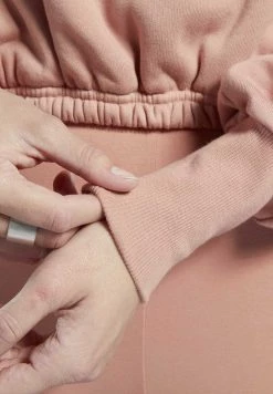 Reebok Classic Femme FRENCH Sweatshirt Red -Reebok Classic Soldes Magasin f2b60a4be24747abb83fad11fc8c465b