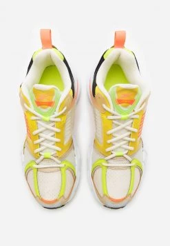 Reebok Classic PREMIER Baskets Basses Alabaster/utility Yellow/black Unisex 9 Reebok Classic PREMIER Baskets Basses Alabaster/utility Yellow/black Unisex -Reebok Classic Soldes Magasin f54726e198784315b8c09b4d4a98c325