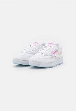 Reebok Classic CLUB C DOUBLE Baskets Basses White Femme 8 Reebok Classic CLUB C DOUBLE Baskets Basses White Femme -Reebok Classic Soldes Magasin f5f52f8b240948018ed4d0f393ce0bb0